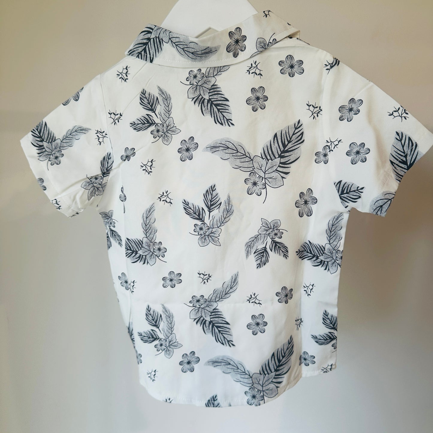 Johno Button Up